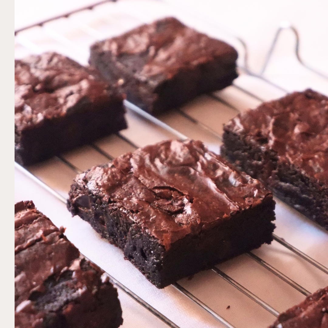 DARK FUDGE BROWNIES (BOX OF 8)